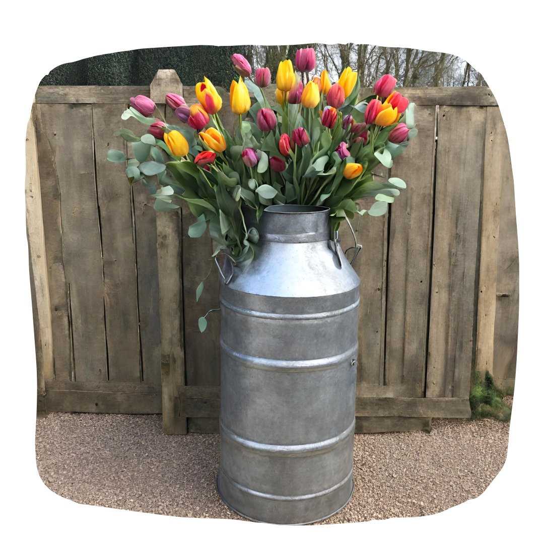 Prop Hire Bucks vintage milk churn, galvanised milk churn for wedding decor and event styling available in Buckinghamshire, Bedfordshire, Northamptonshire and Oxfordshire.